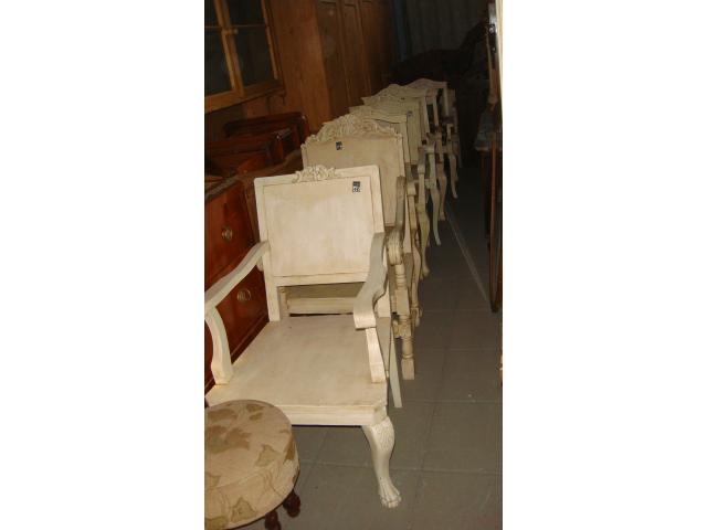 antik fehér bútor